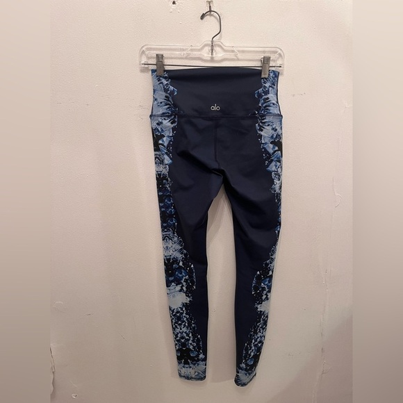 Alo Yoga High Waist Airbrush Legging Dark Crystal Blue Extra Small - Picture 3 of 4